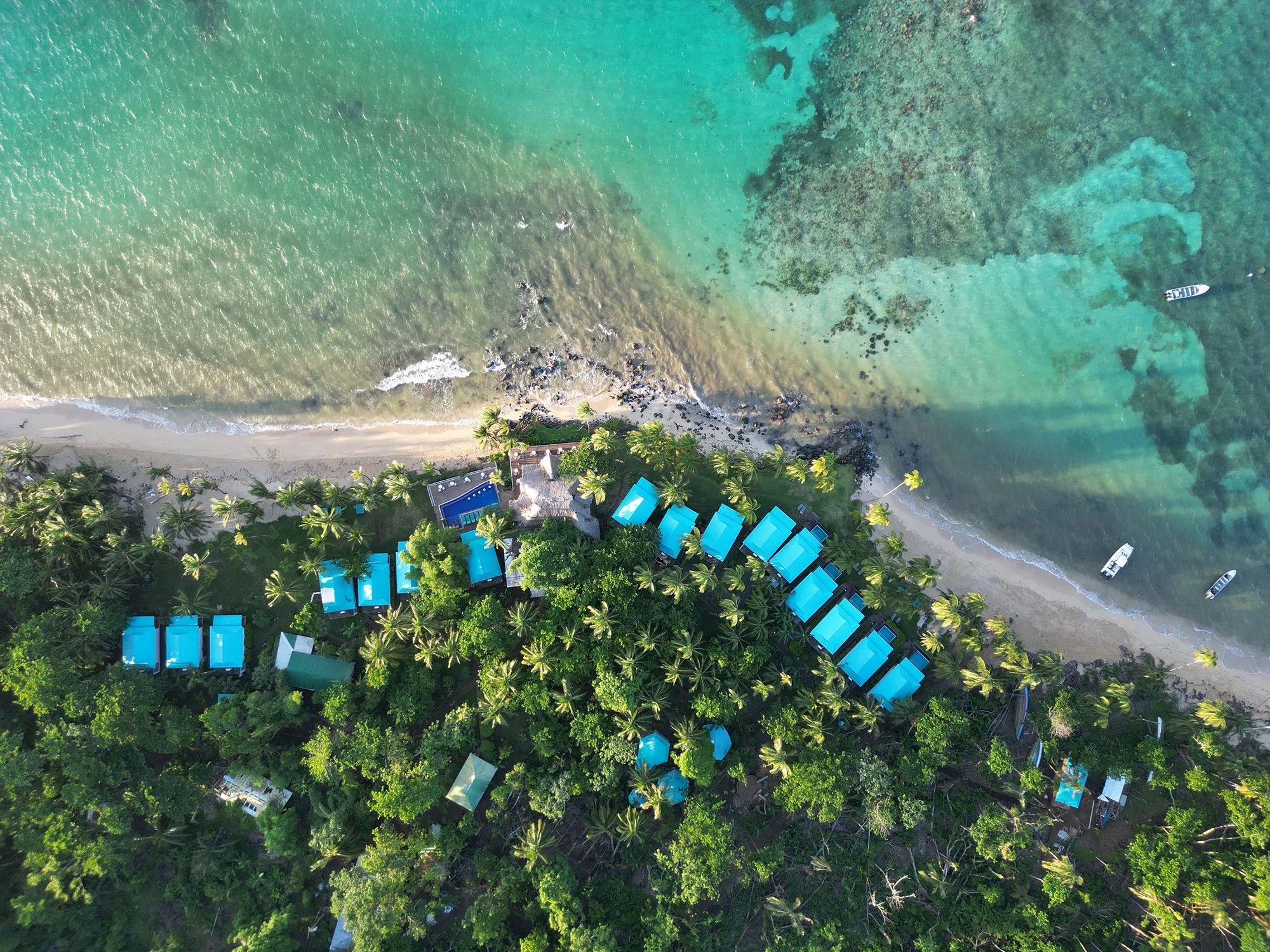 Aerial-View of the hotel and beach